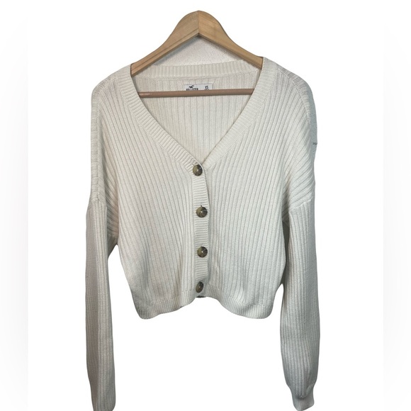Hollister Sweaters - Hollister white/cream Cropped Cardigan- size xs